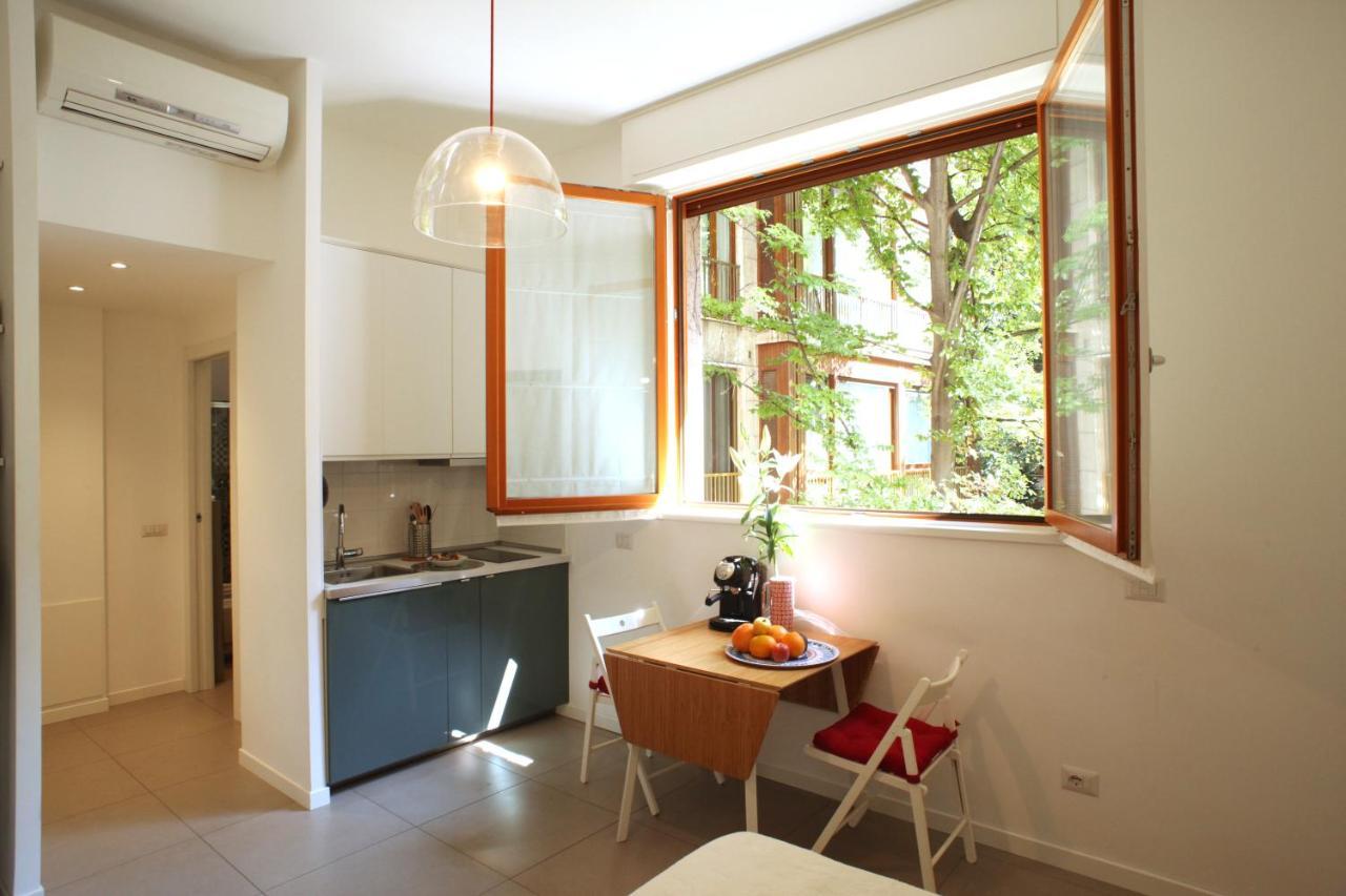Boutique Home Duomo E Universita Bocconi ミラノ エクステリア 写真