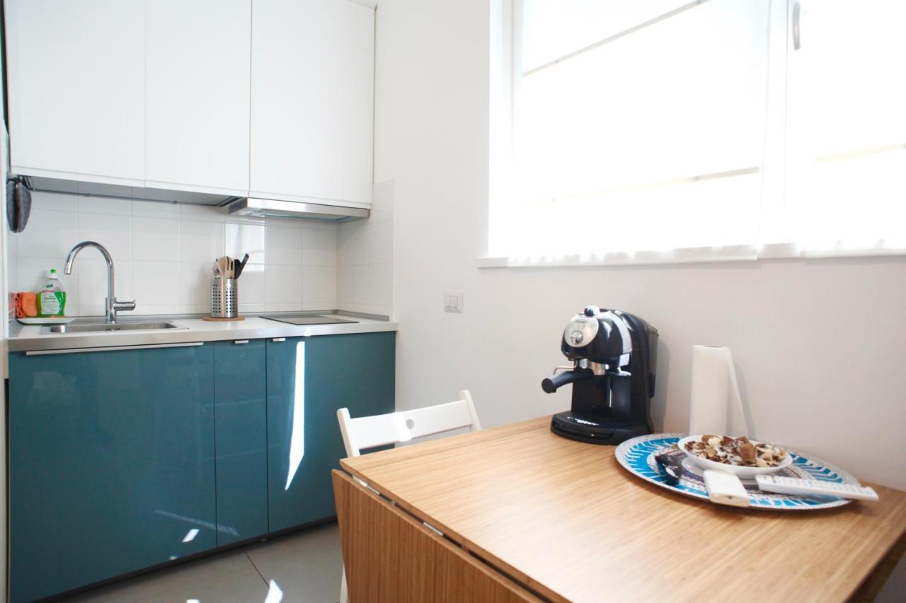 Boutique Home Duomo E Universita Bocconi ミラノ エクステリア 写真