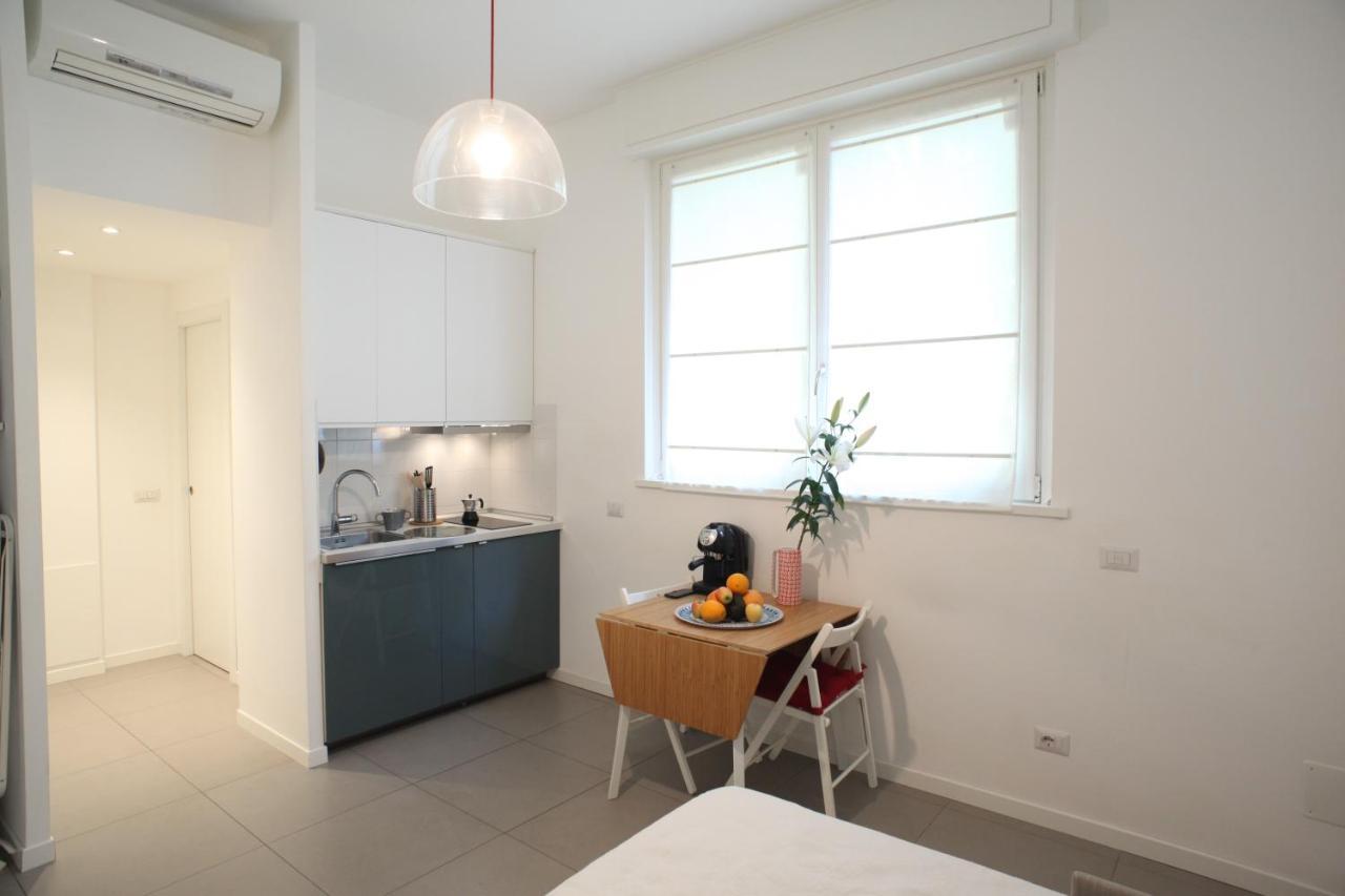 Boutique Home Duomo E Universita Bocconi ミラノ エクステリア 写真